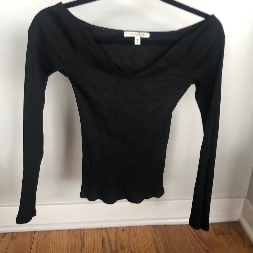 Open shoulder Express top
